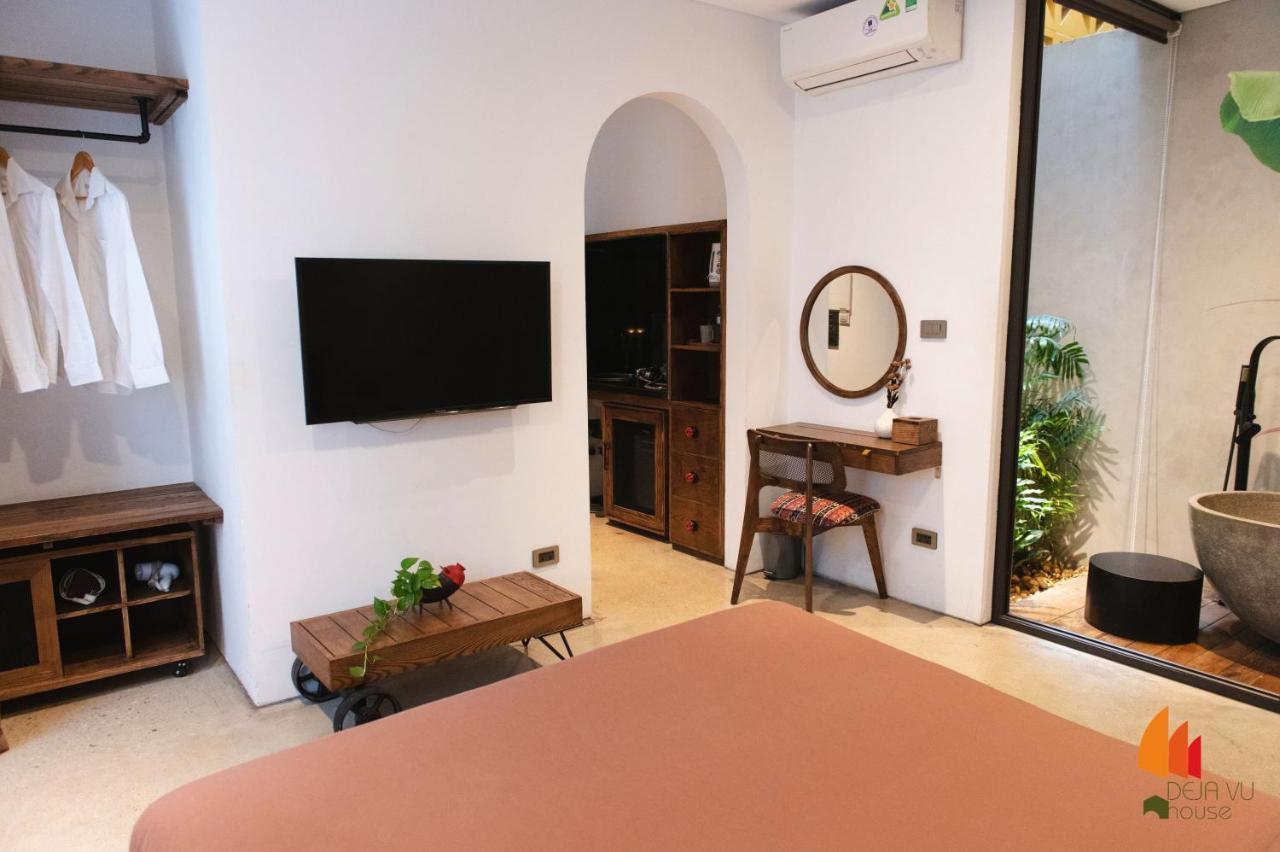 Deja Vu House Khách sạn