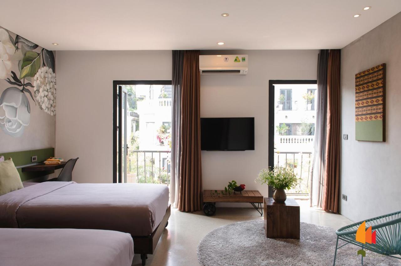 Khách sạn Deja Vu House 3*