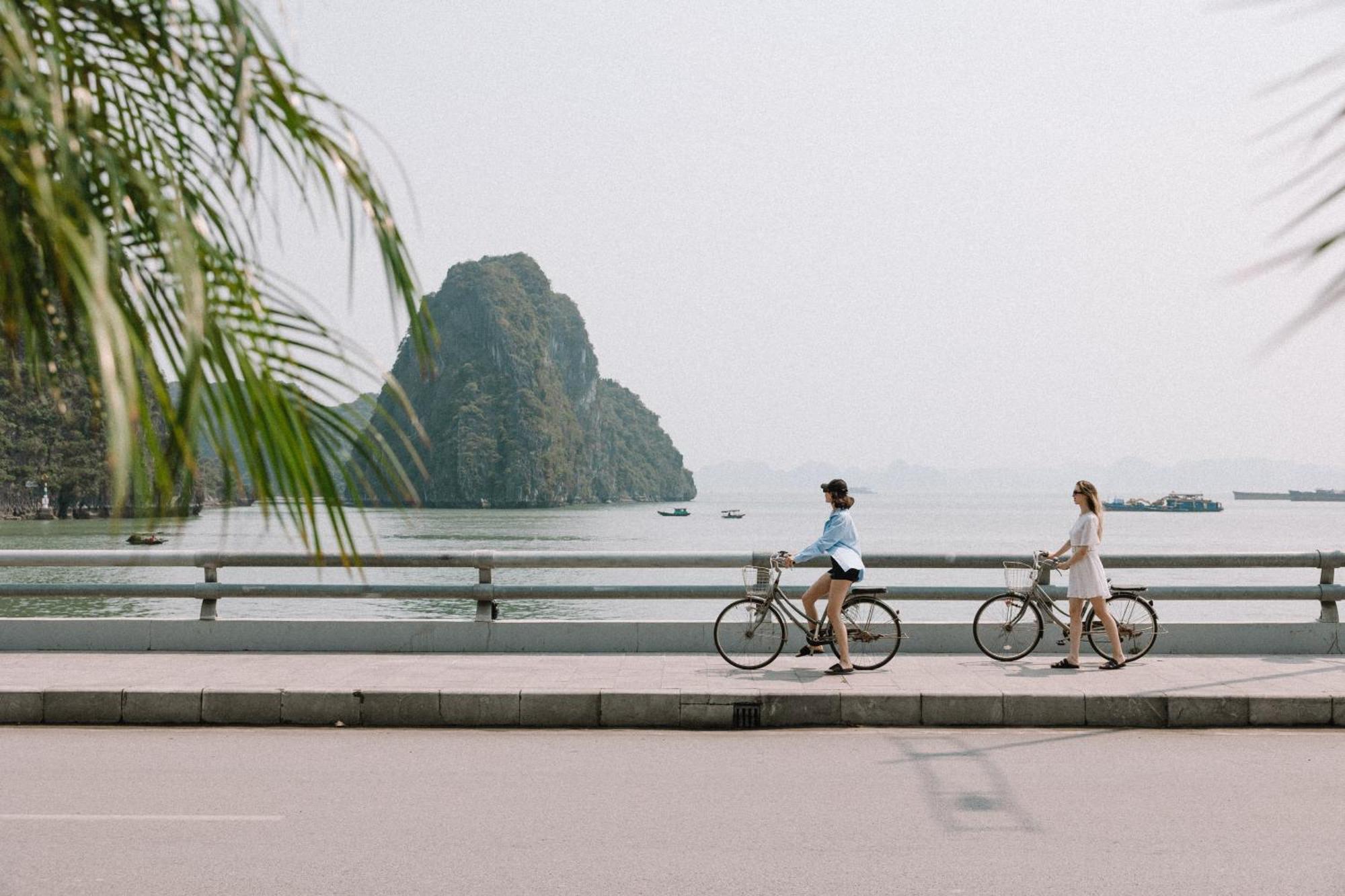 Deja Vu House Khách sạn Hạ Long