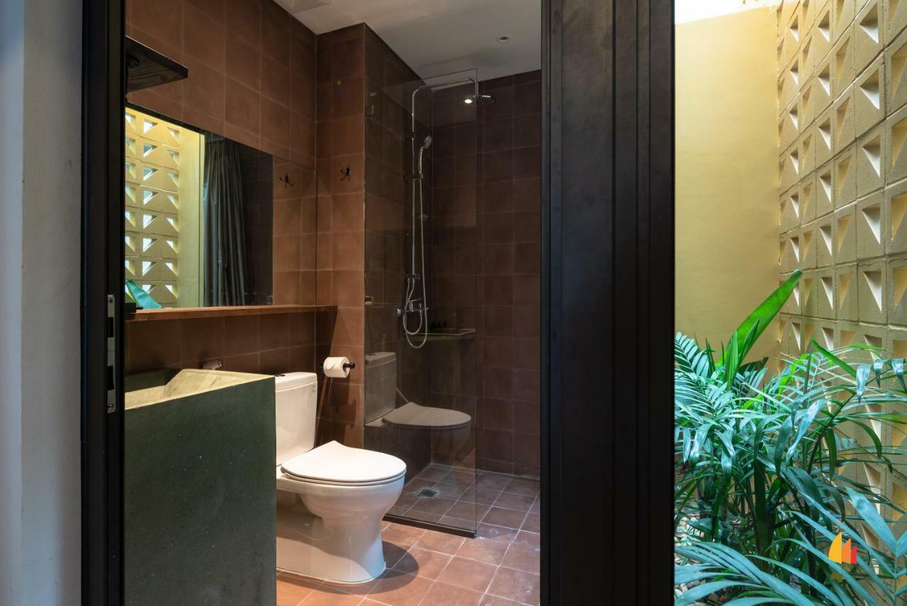 Khách sạn Deja Vu House Hạ Long