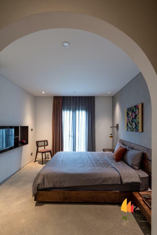 Khách sạn Deja Vu House 3*